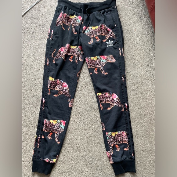 Adidas Farm Oncada Leopard Floral track pants Rare - Picture 5 of 5